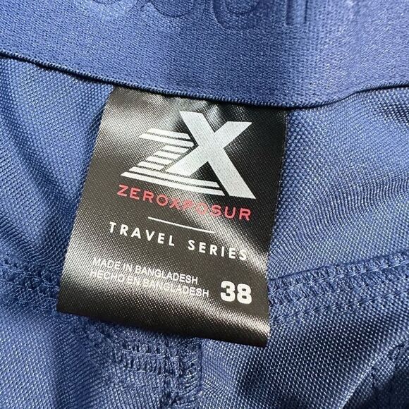 EUC ZeroXposur Men’s Blue Flat Front 10” Shorts - Size 38” - Picture 2 of 5